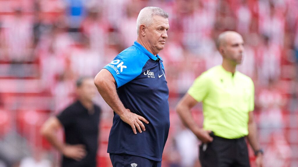  Javier Aguirre durante el Athletic - Mallorca