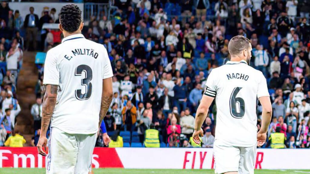 Nacho Fernández y Eder Militao en el Santiago Bernabéu