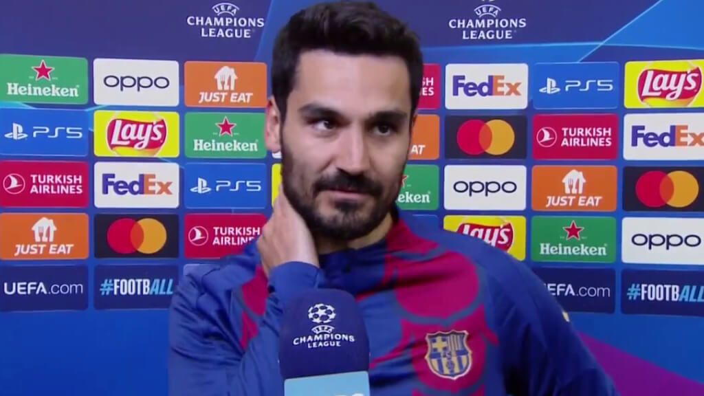 Gündogan en la zona mixta de Montjuic