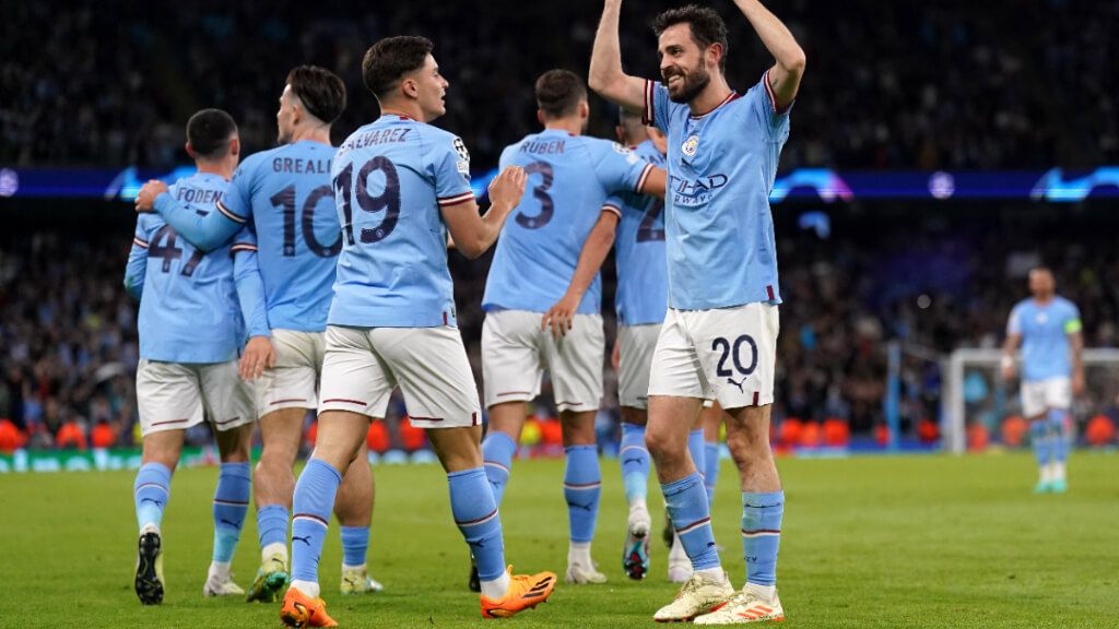  El Manchester City celebrando la temporada pasada la victoria ante el Real Madrid (Europa Press)