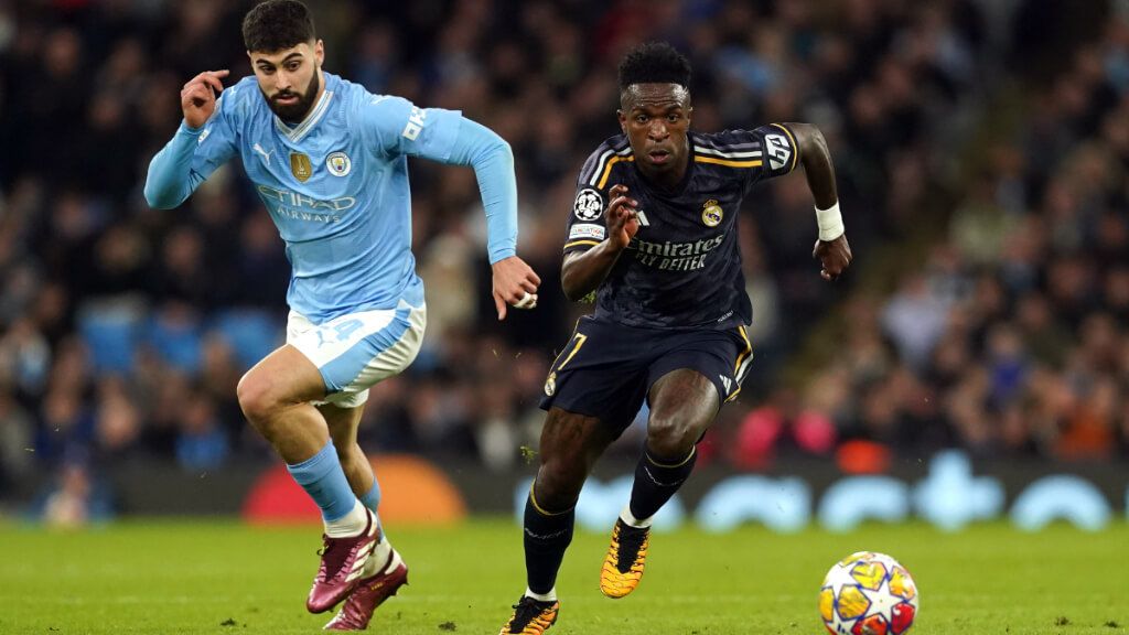  Vinicius en el Manchester City - Real Madrid (Europa Press)
