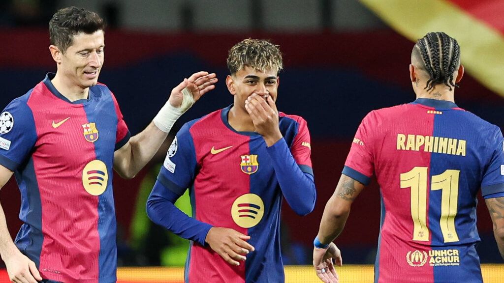  Lewandowski, Lamine Yamal y Raphinha (Cordon Press)