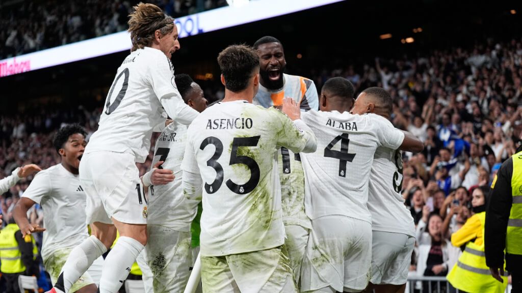 El Real Madrid celebrando ante la Real Sociedad (Europa Press)