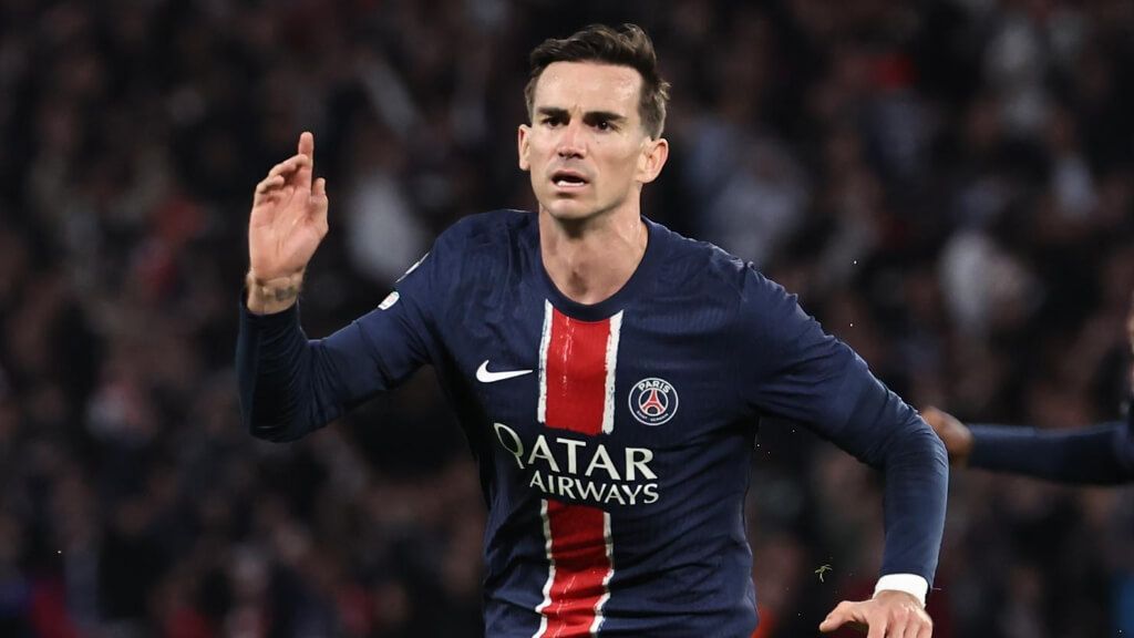  Fabián Ruiz celebrando su primer gol en Champions League (EFE)