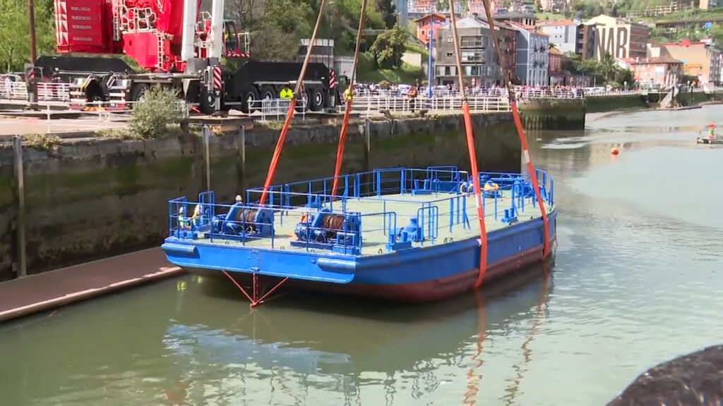 Primeras pruebas de la Gabarra antes de la gran fiesta del Athletic