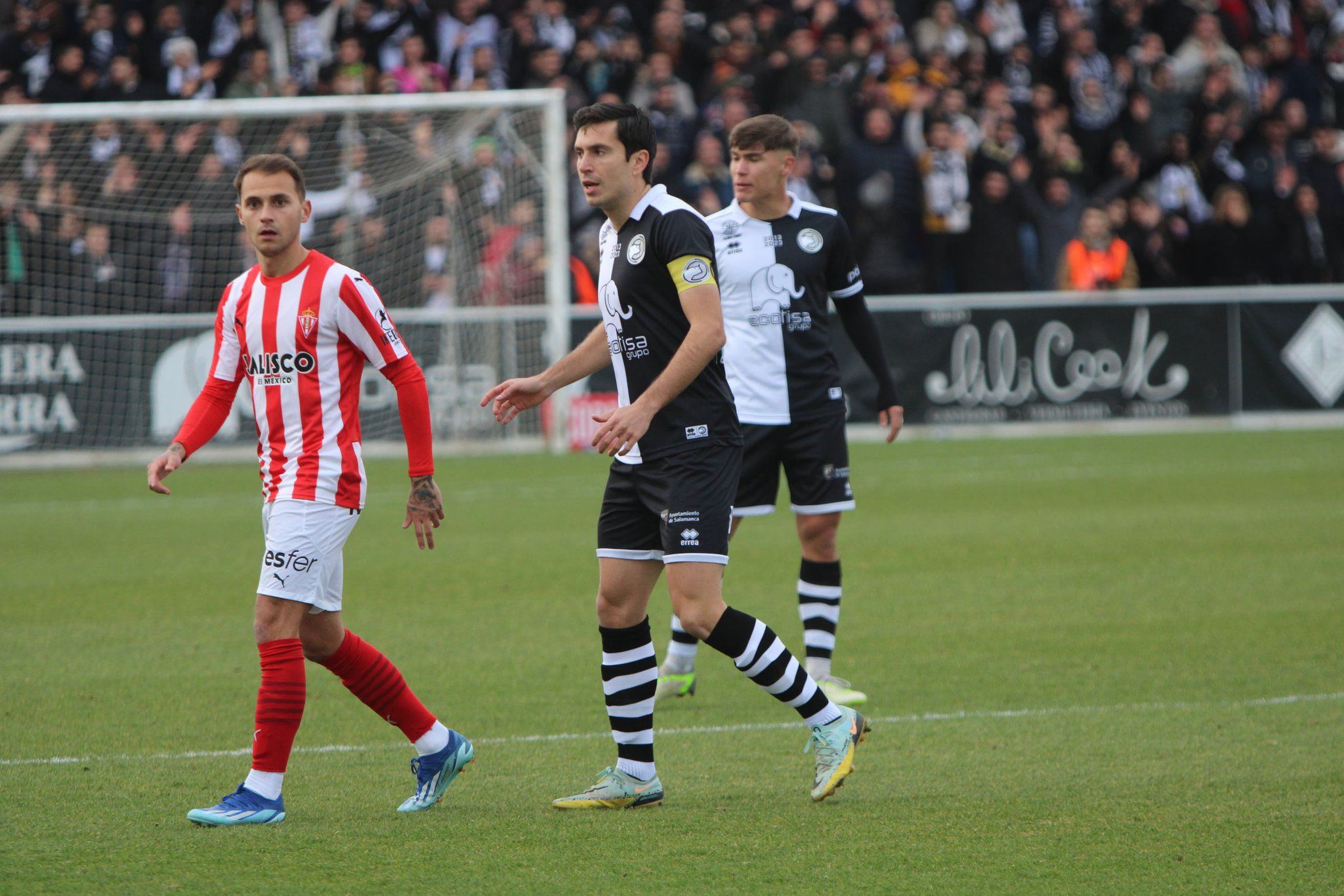  Fran Villalba, durante el Unionistas - Sporting.