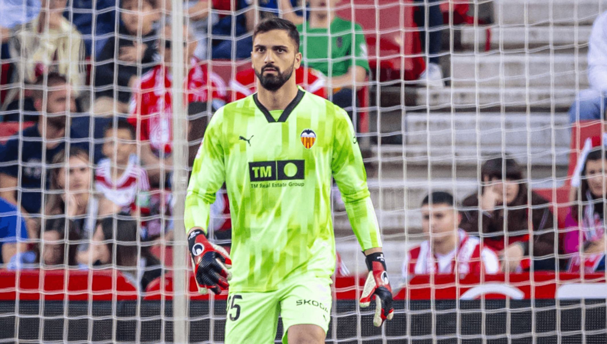  Giorgi Mamardashvili, ante el Granada CF.