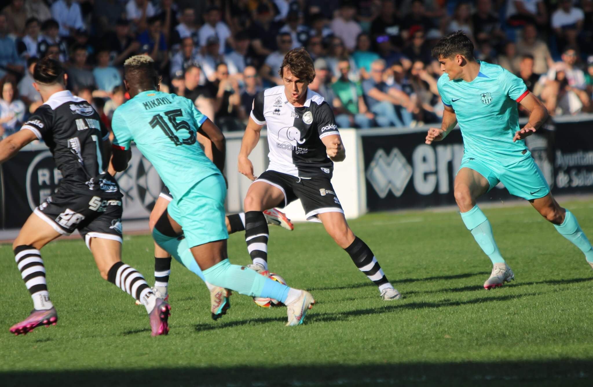  Unionistas, ante el Barcelona B.