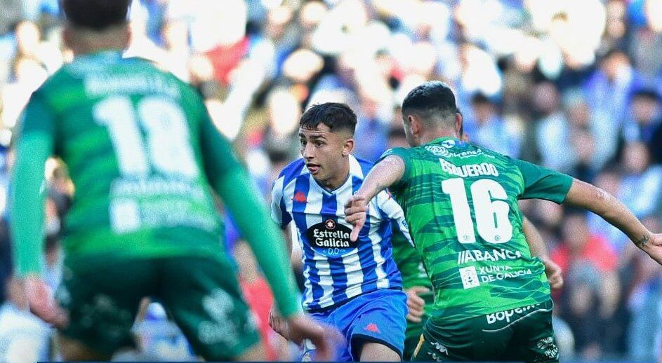  Lance del partido del Dépor ante el Arenteiro.