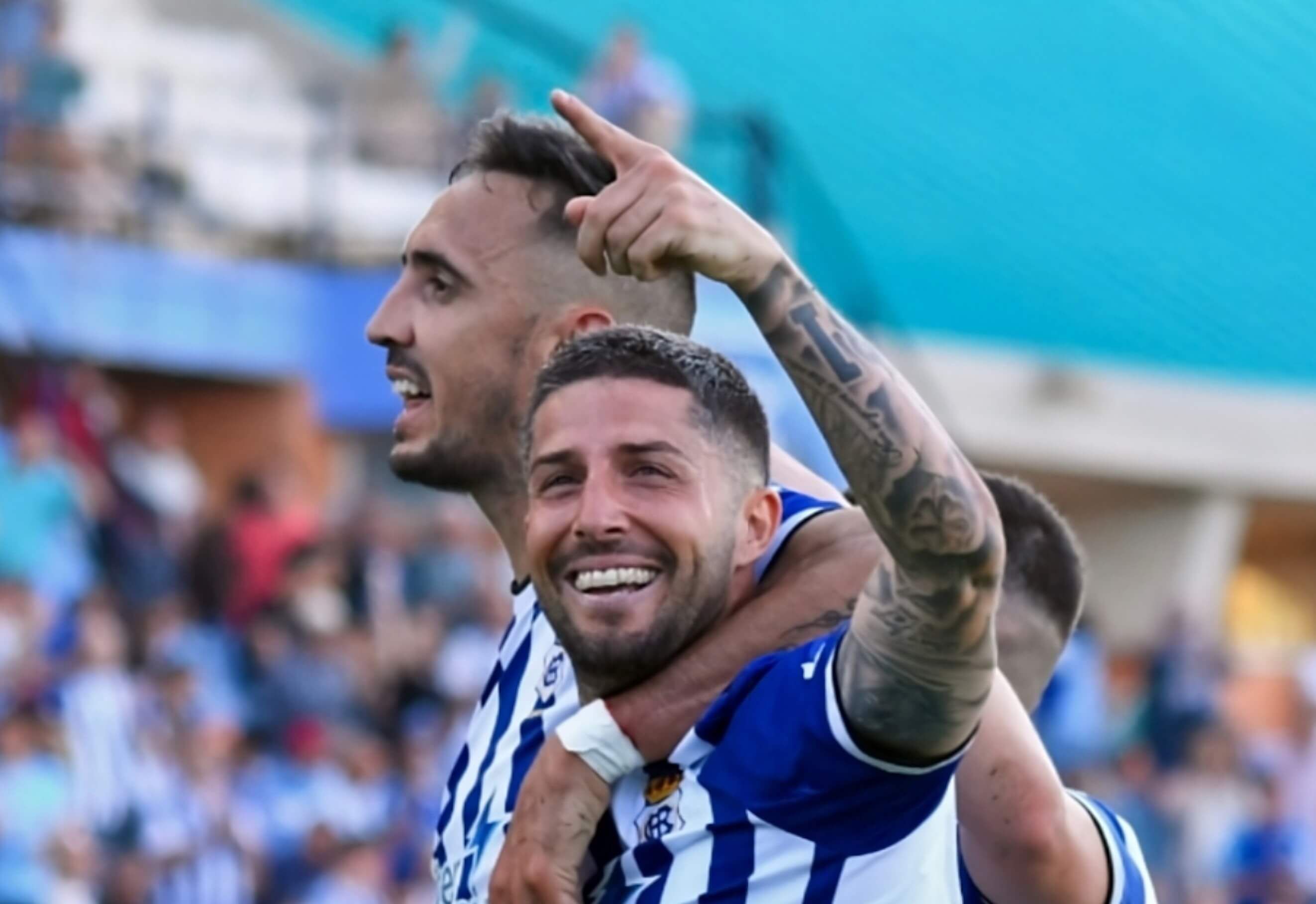 El Recre celebra uno de los goles al Algeciras.