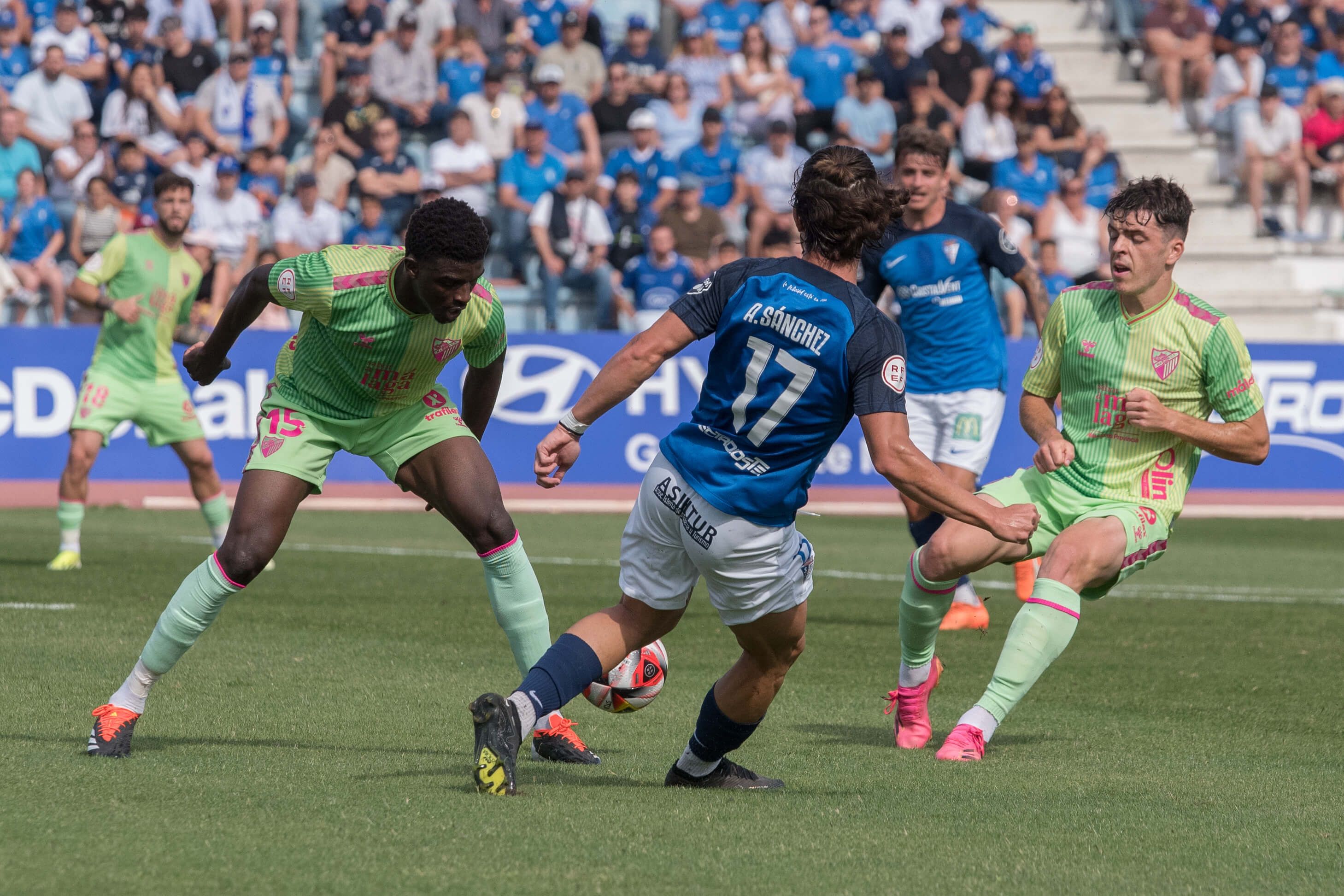  El último partido de Moussa con el Málaga fue ante el San Fernando en la antepenúltima jornada. (CDSF)