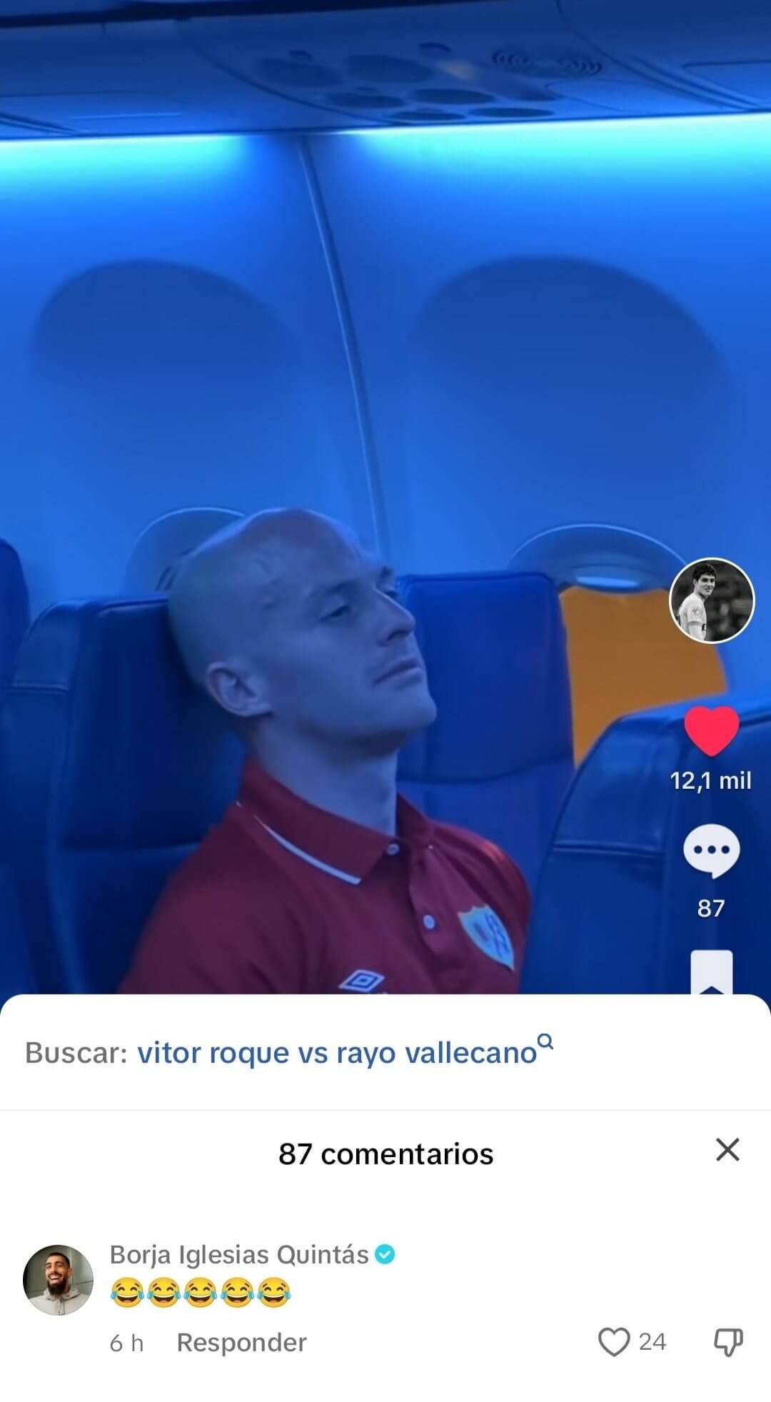  Borja Iglesias comentando el vídeo de Sergio Camello