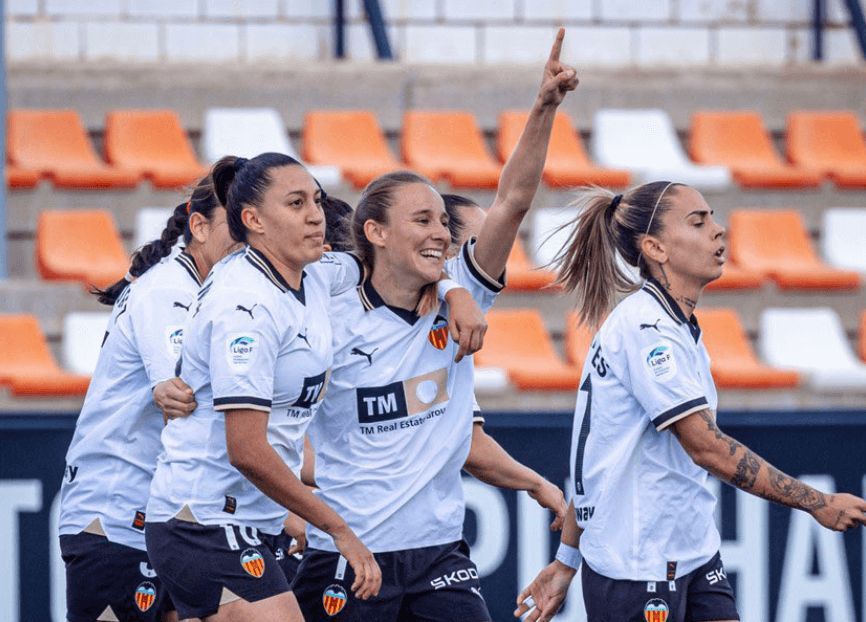 Gol de Marina Martí ante el Real Betis.