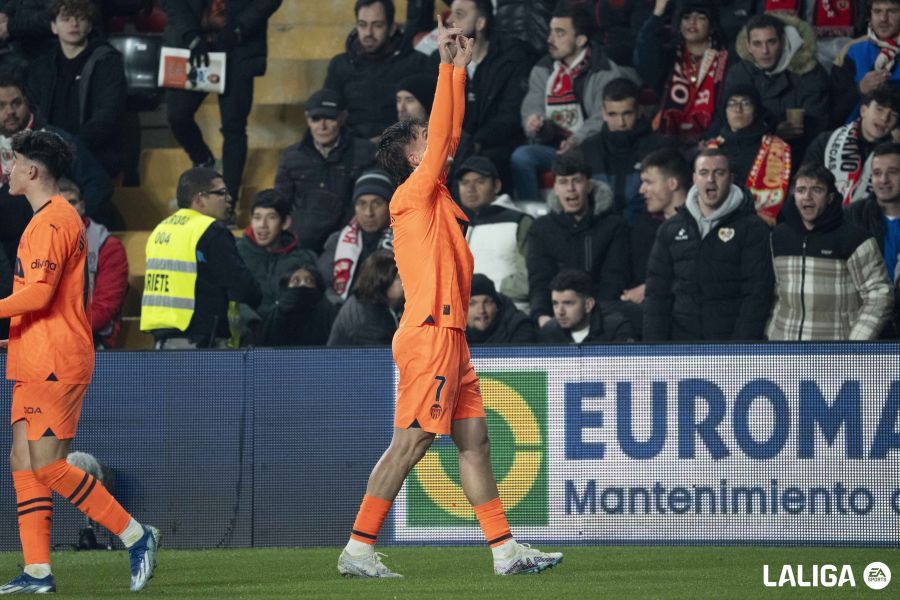  Gol de Sergi Canós al Rayo Vallecano.