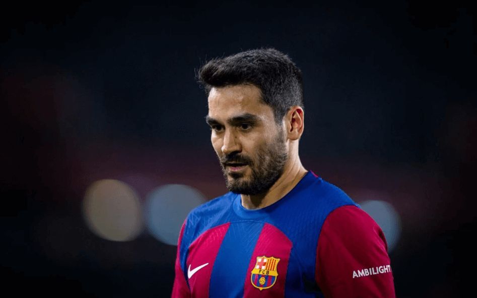 Gündogan, en un partido con el Barça.