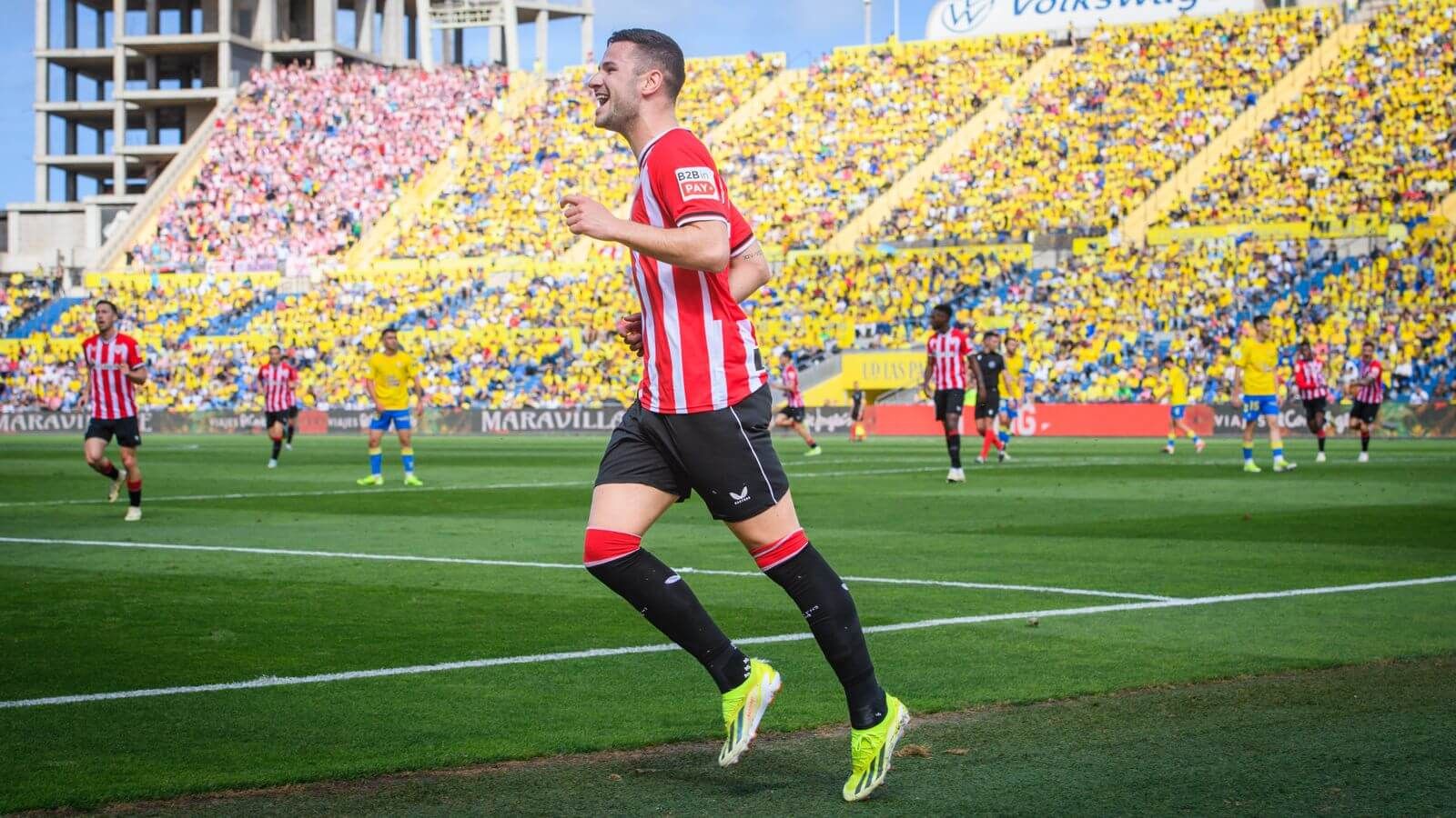  Gol de Gorka Guruzeta ante la UD Las Palmas.