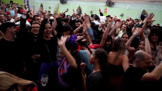 Fiesta en la Feria de Abril tras la victoria del Betis