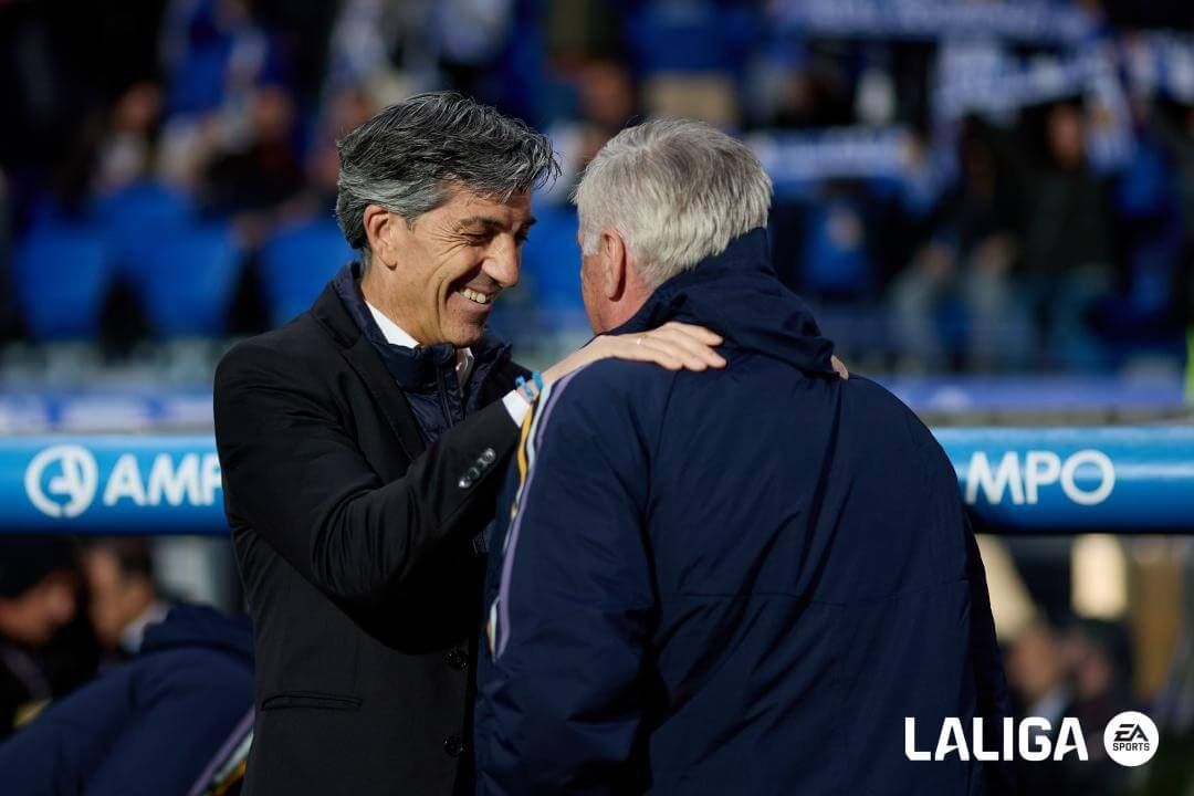  Saludo entre Imanol Alguacil y Carlo Ancelotti.