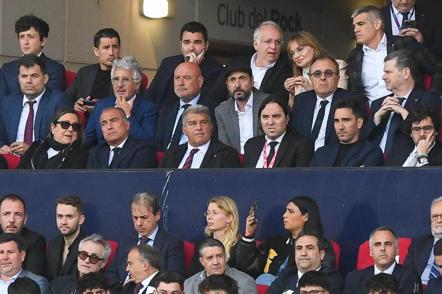  Joan Laporta, en el palco de Montjuic durante el Barcelona-Rayo (FOTO: Cordón Press).