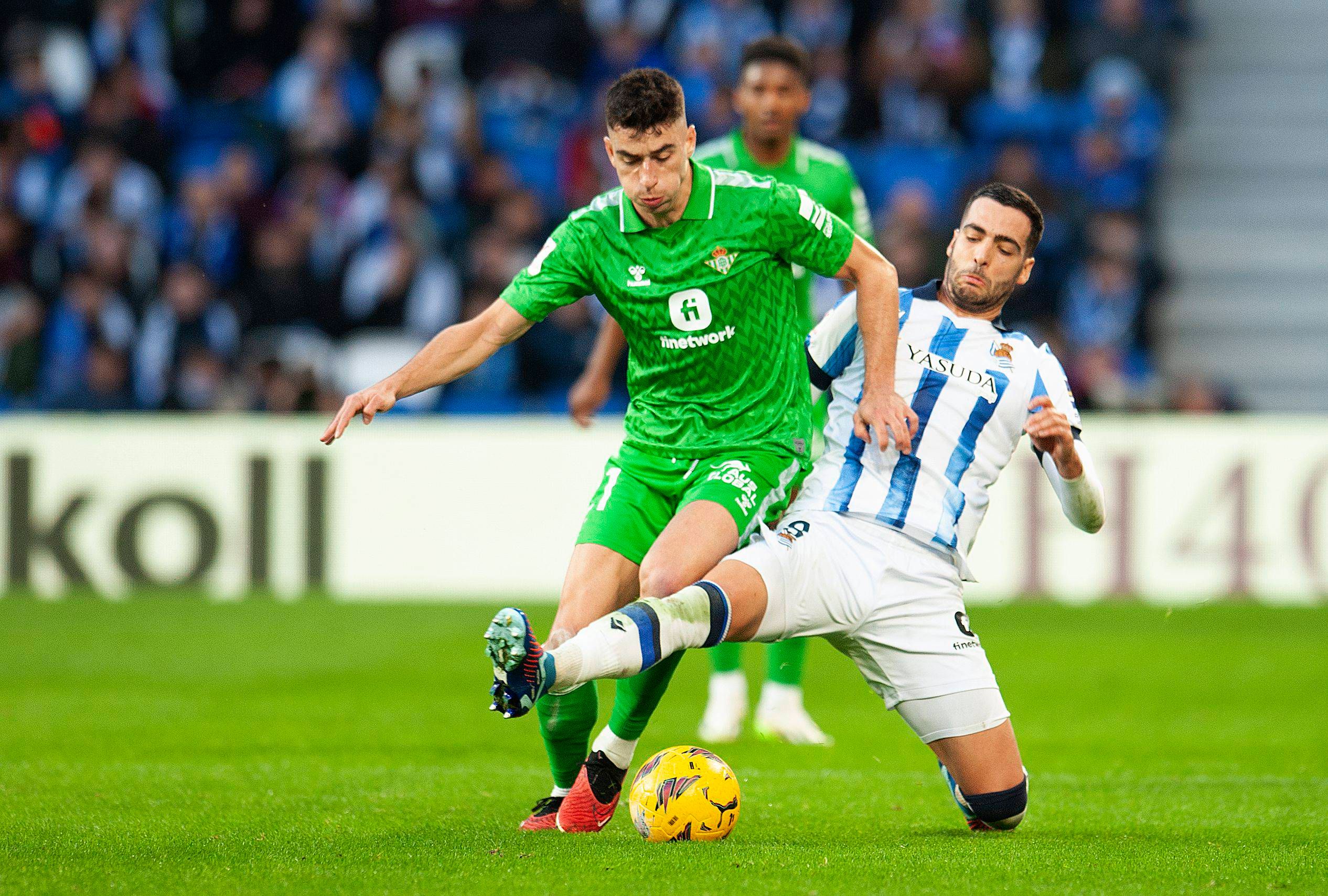  Marc Roca, ante la Real Sociedad