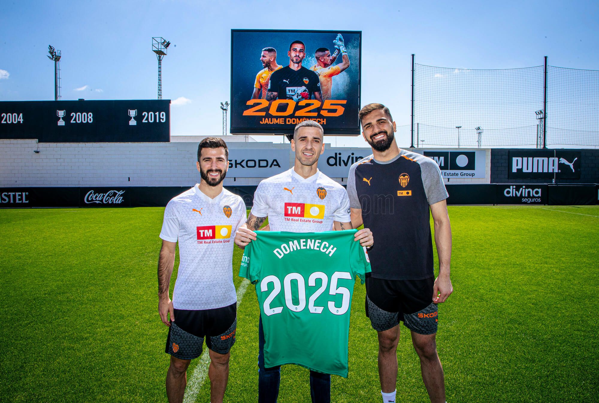 Jaume Doménech renueva con el Valencia CF.