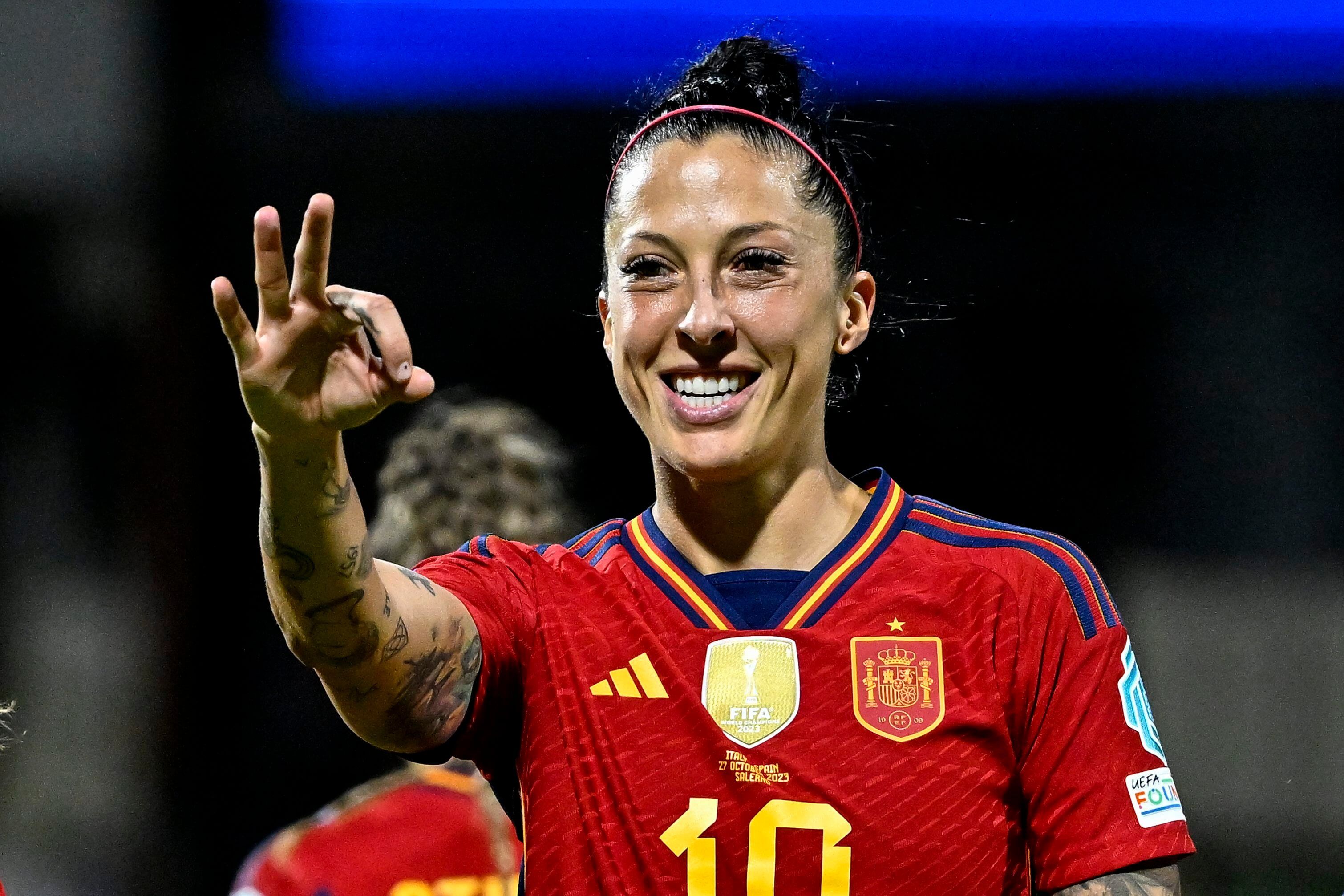  Jenni Hermoso celebrando un gol con la Selección Española. (Fuente: Cordon Press)