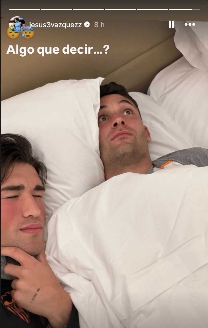  Jesús Vázquez se mete en la cama con Hugo Duro