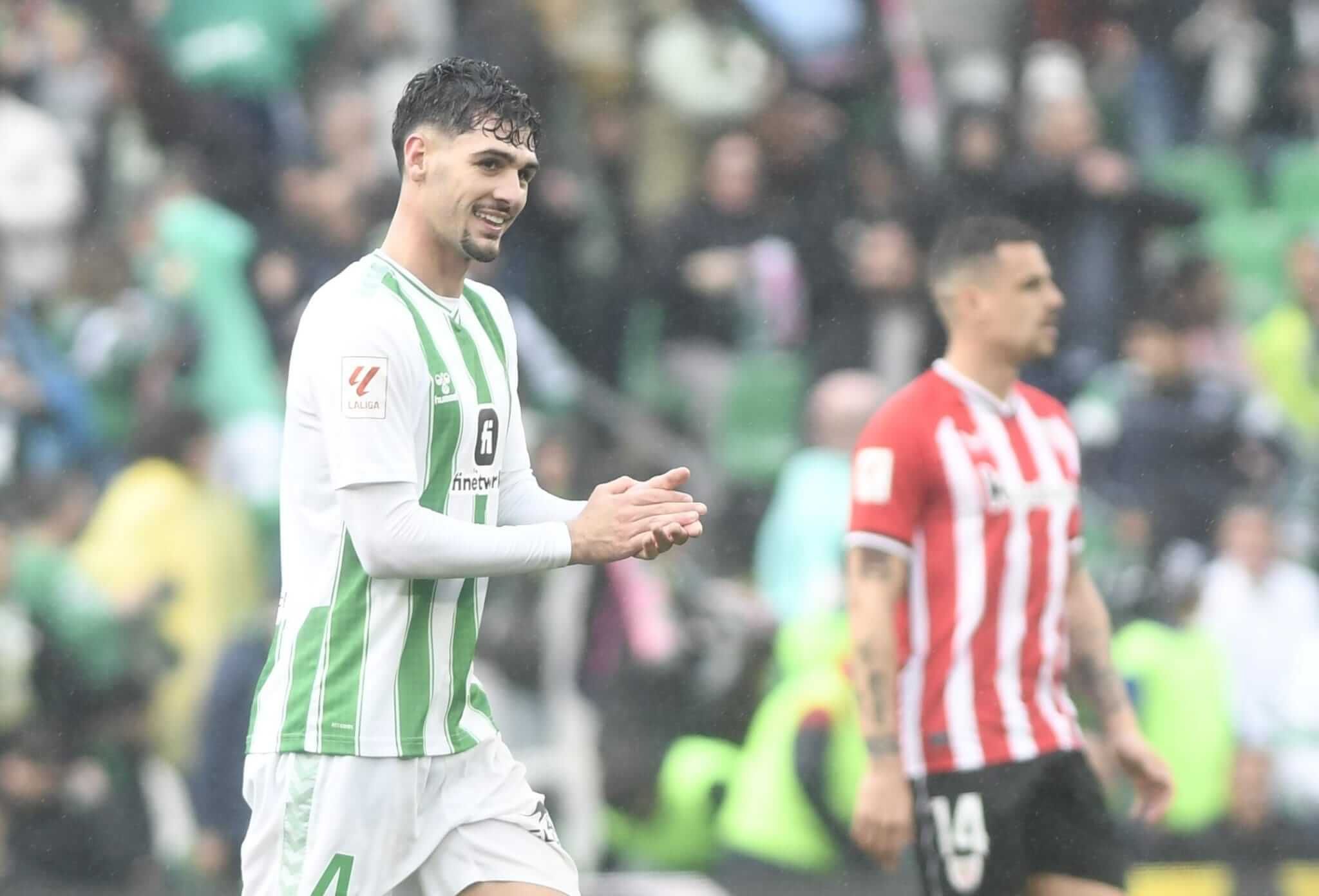  Johnny Cardoso, futbolista del Real Betis