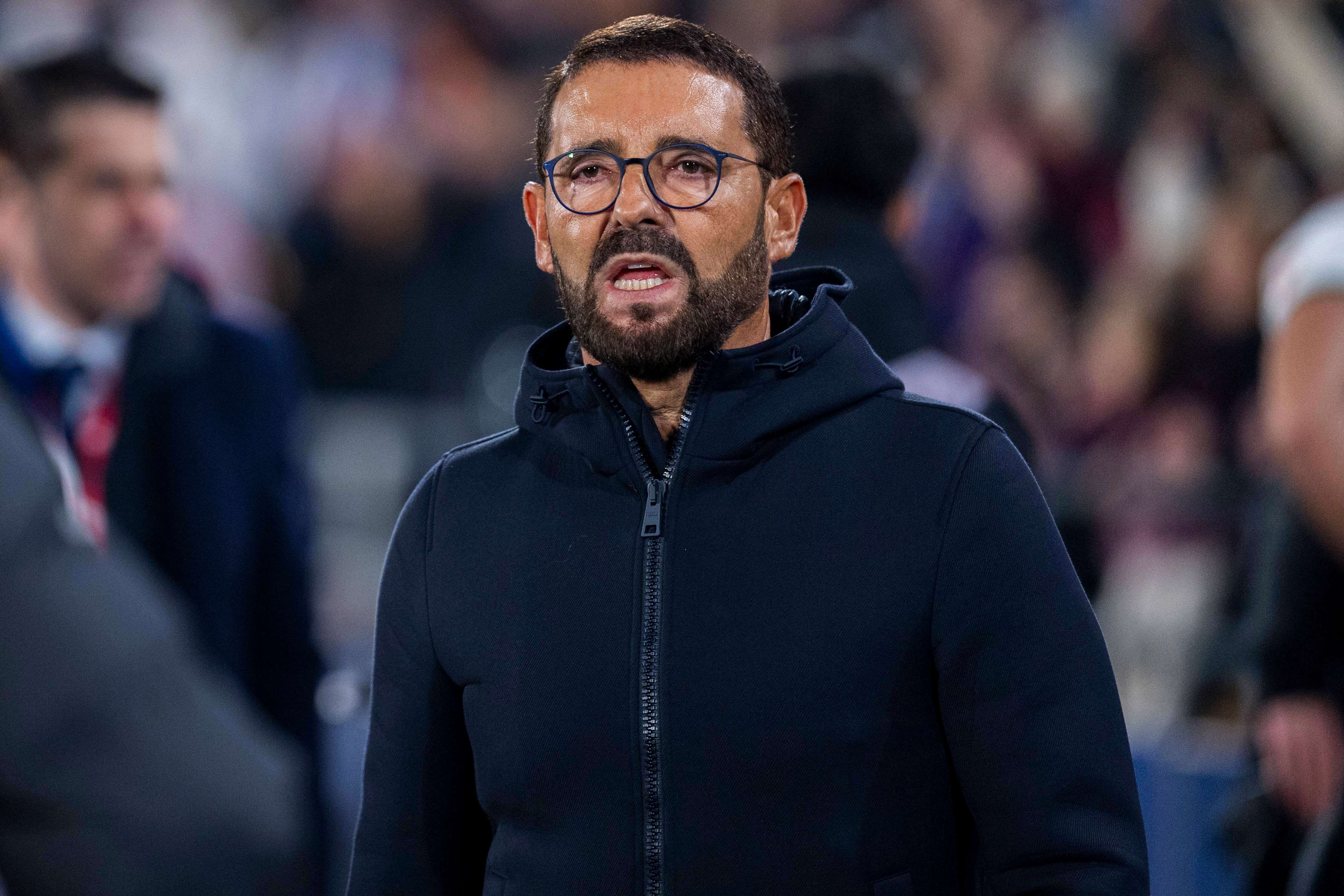  José Bordalás da instrucciones en el Getafe-Barcelona.