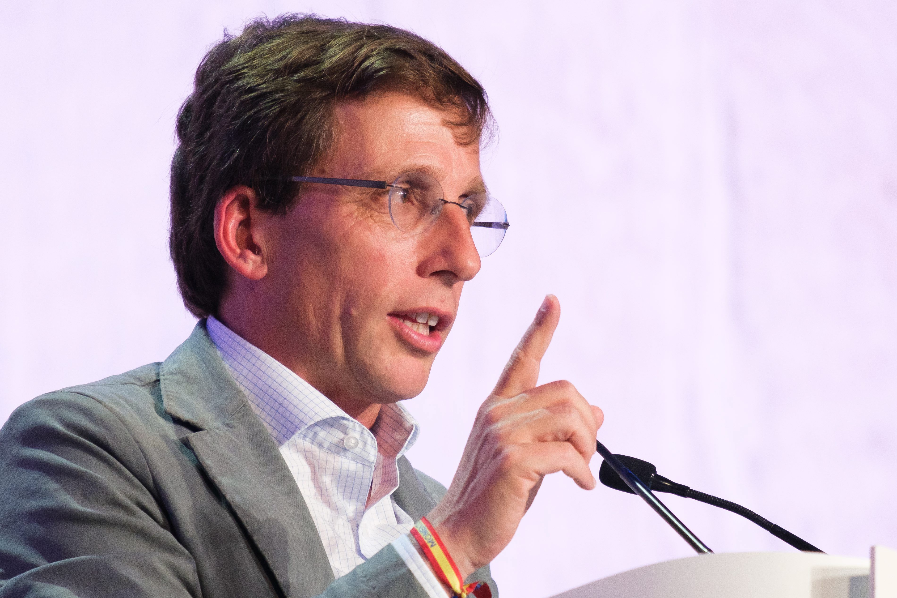 José Luis Almeida, en un acto con el PP (FOTO: Cordón Press).