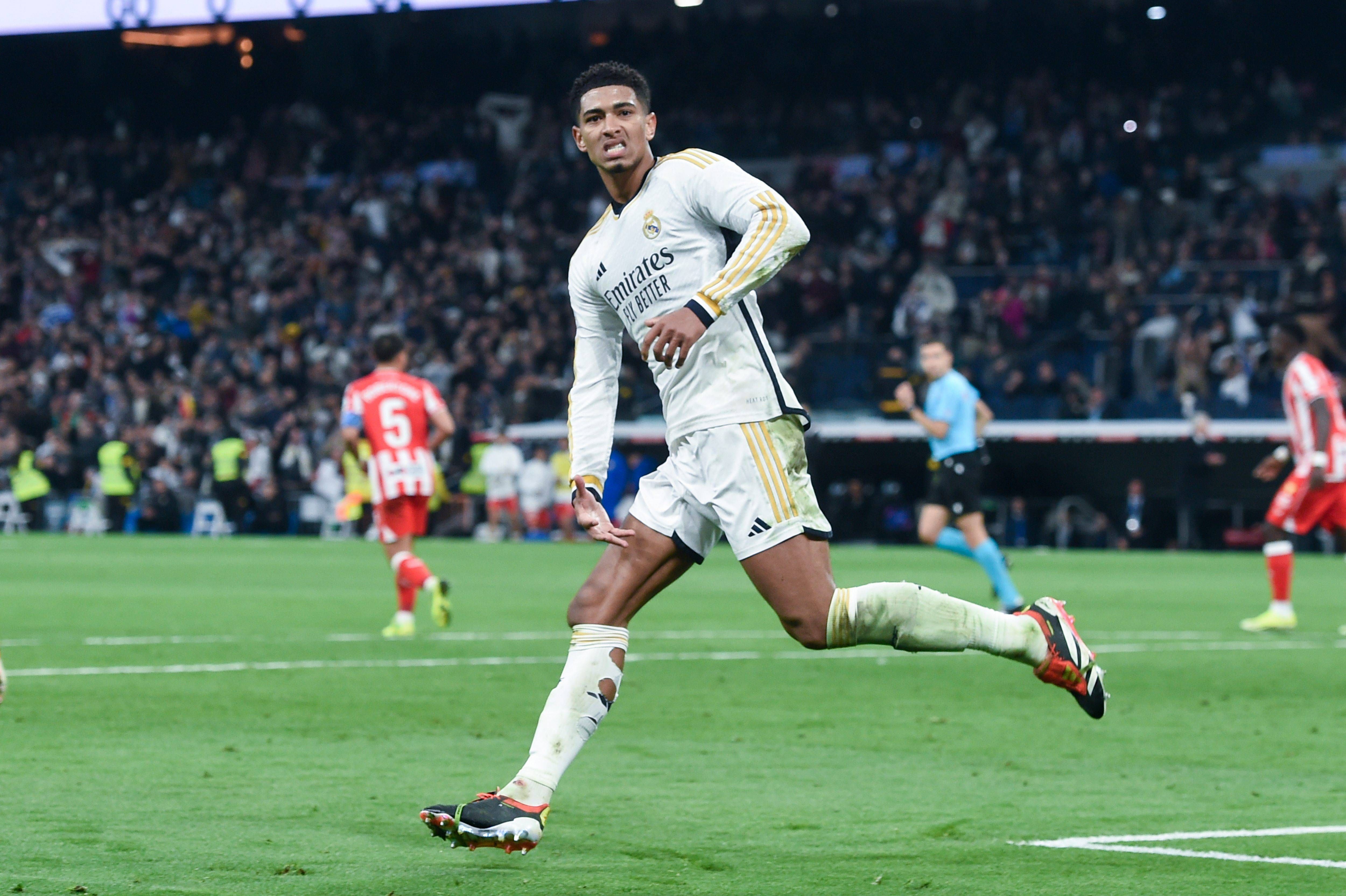  Jude Bellingham celebrando su polémico gol en el Real Madrid - Almería.