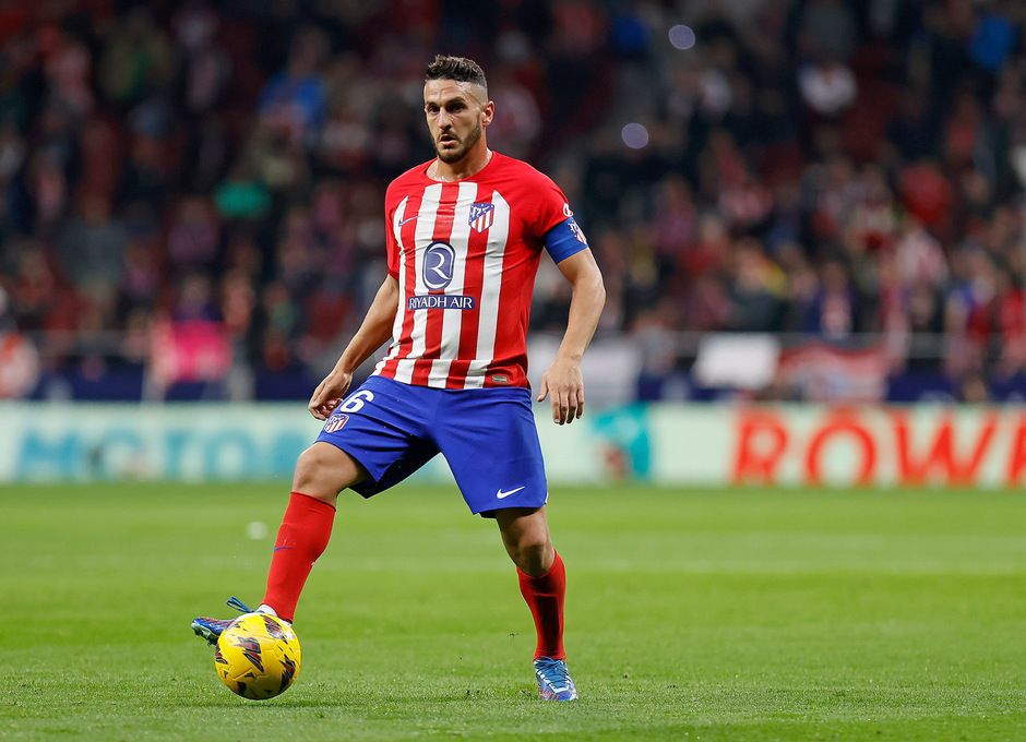  Koke Resurrección controla un balón en el Atlético-Mallorca.