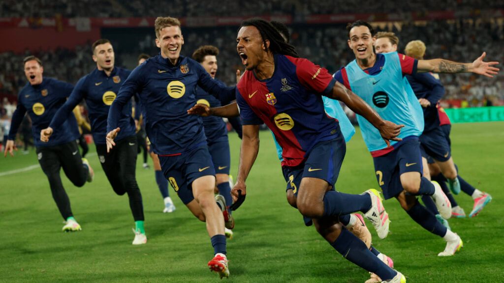  Jules Koundé celebrando el gol contra el Real Madrid (Fuente: EFE)