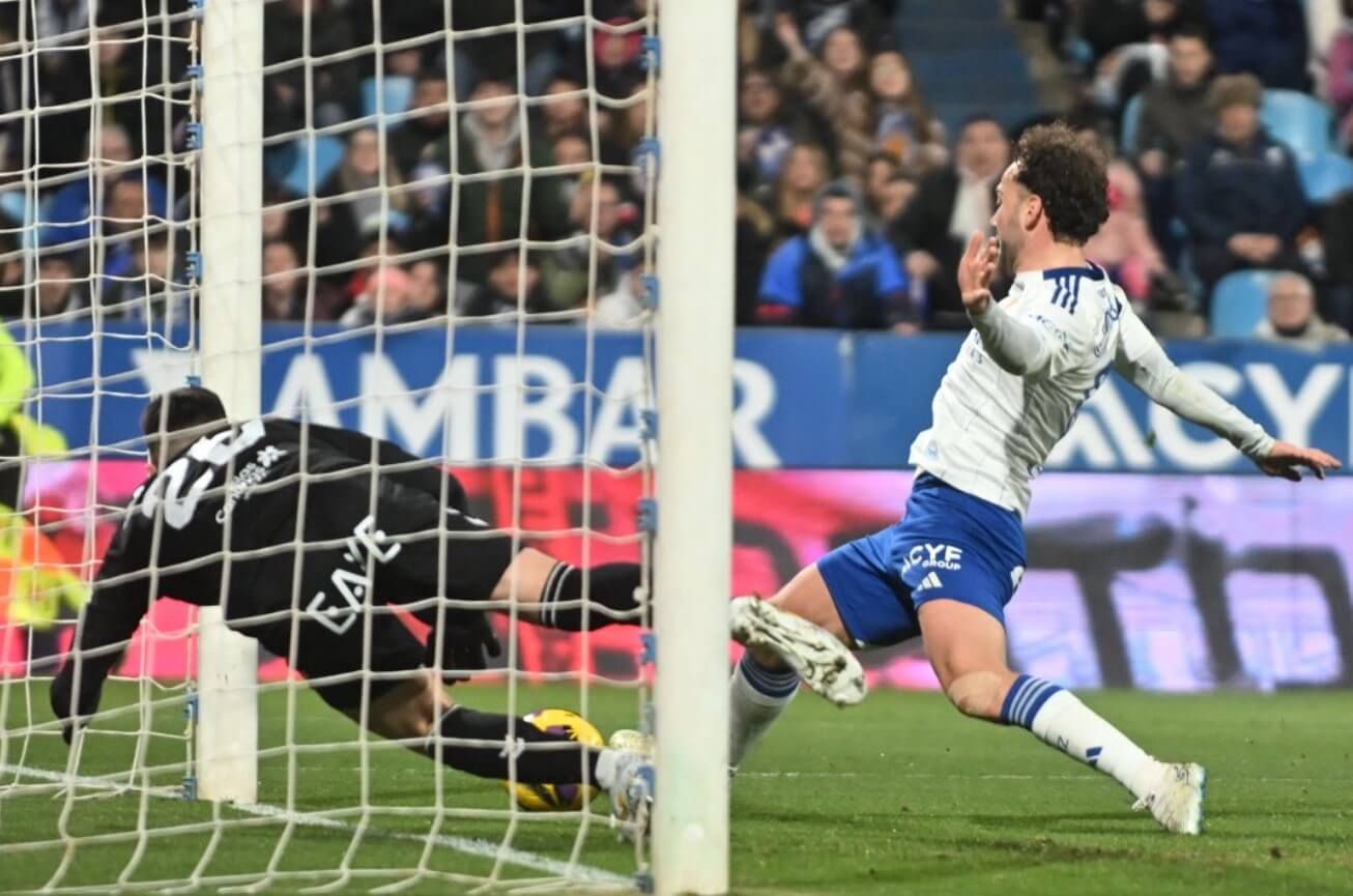  La ocasión de Keidi Bare en el Zaragoza-Tenerife.