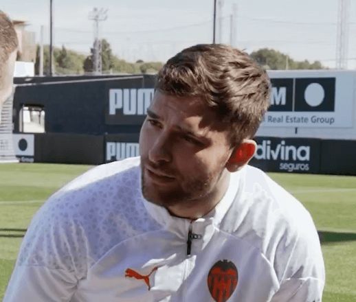 Las caras de Hugo Duro con las frases de Jaume.