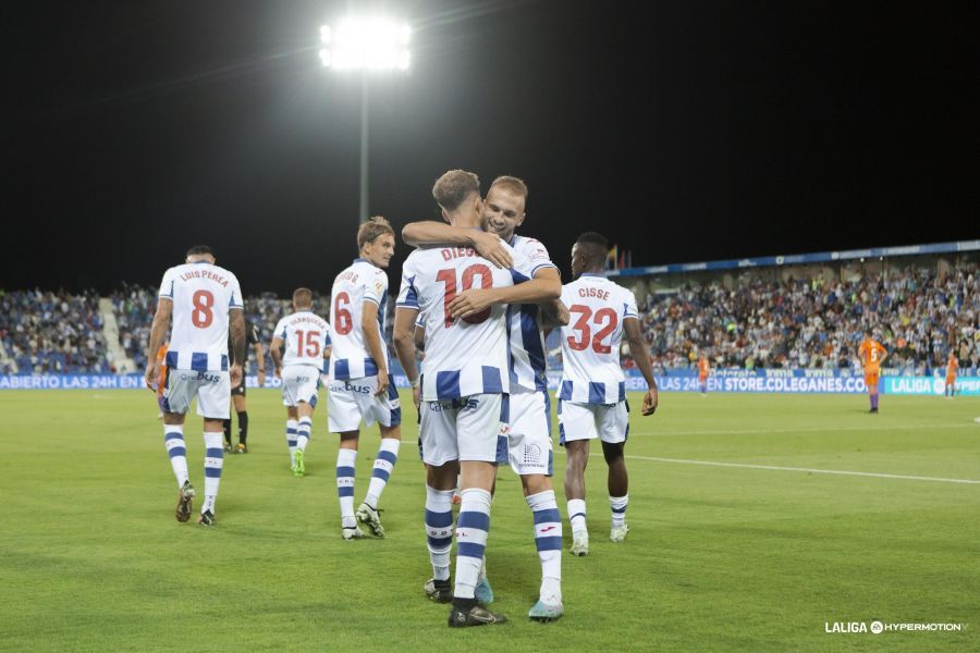  Celebración de un gol del Leganés al Albacete.