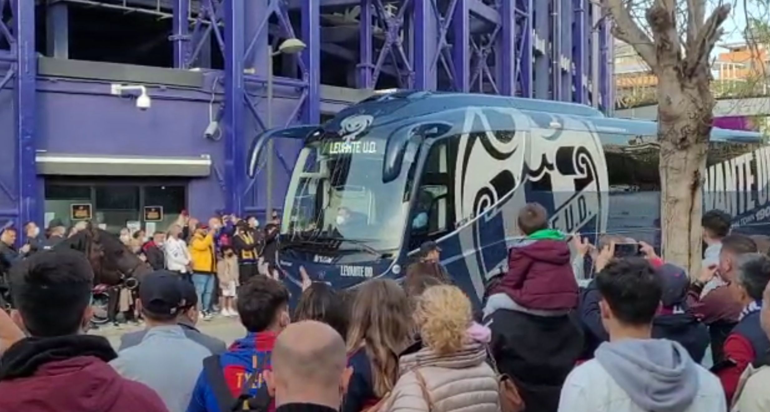  Levante-Barcelona: Llegada del Levante al Ciutat