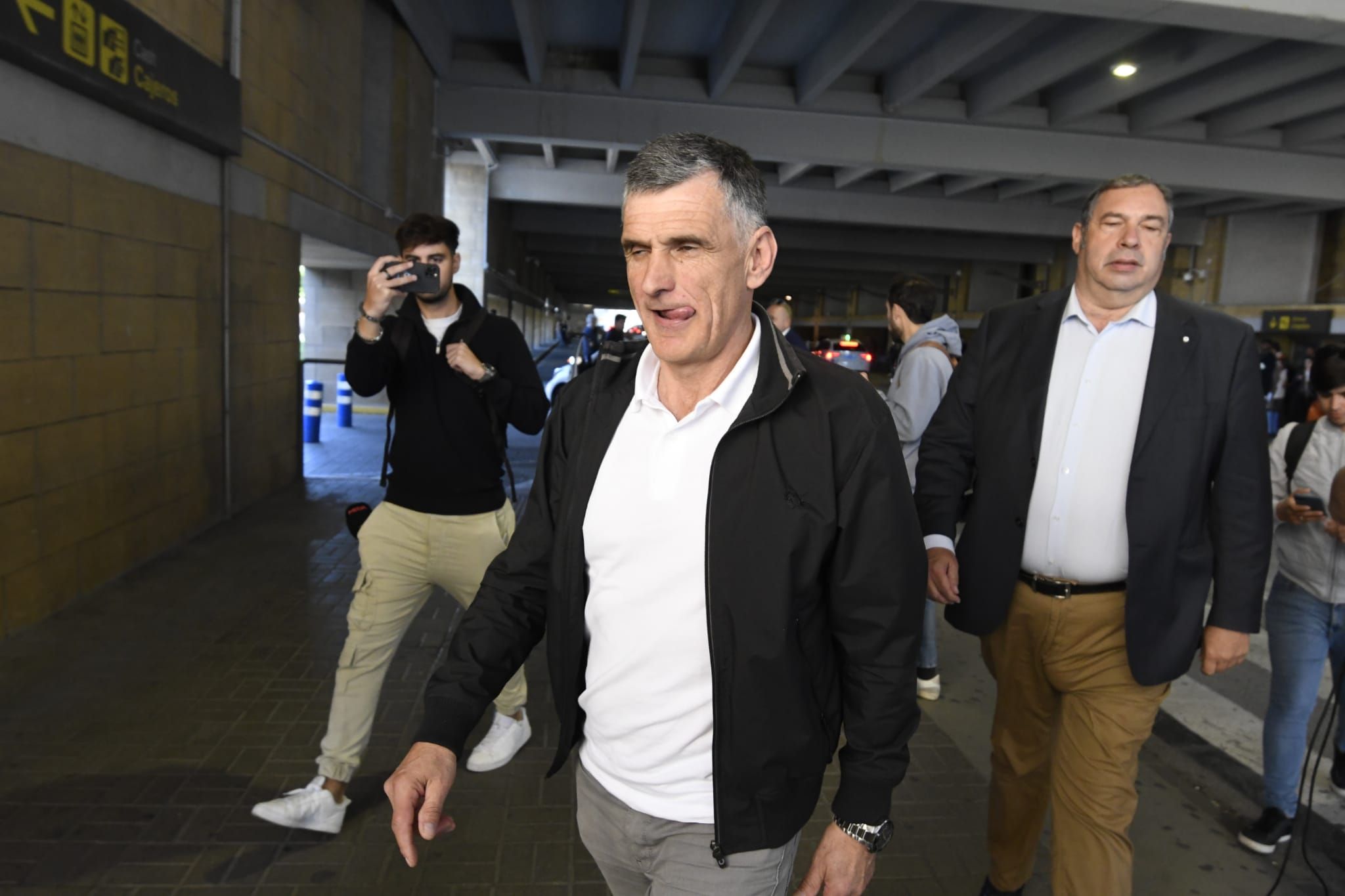  José Luis Mendilibar llega a Sevilla.