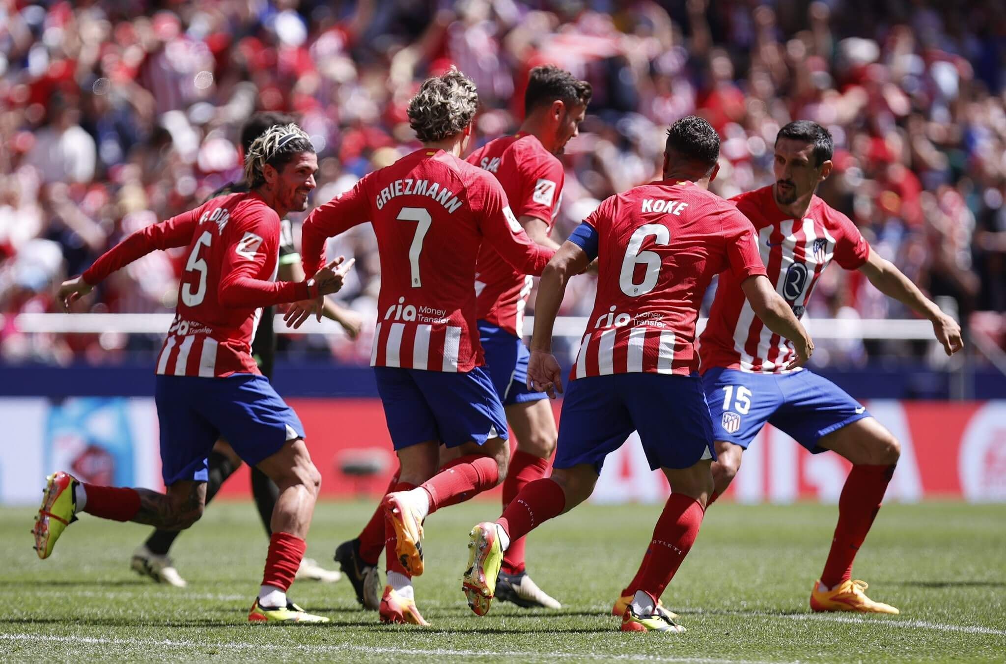  Los jugadores del Atlético celebran un gol ante el Girona.