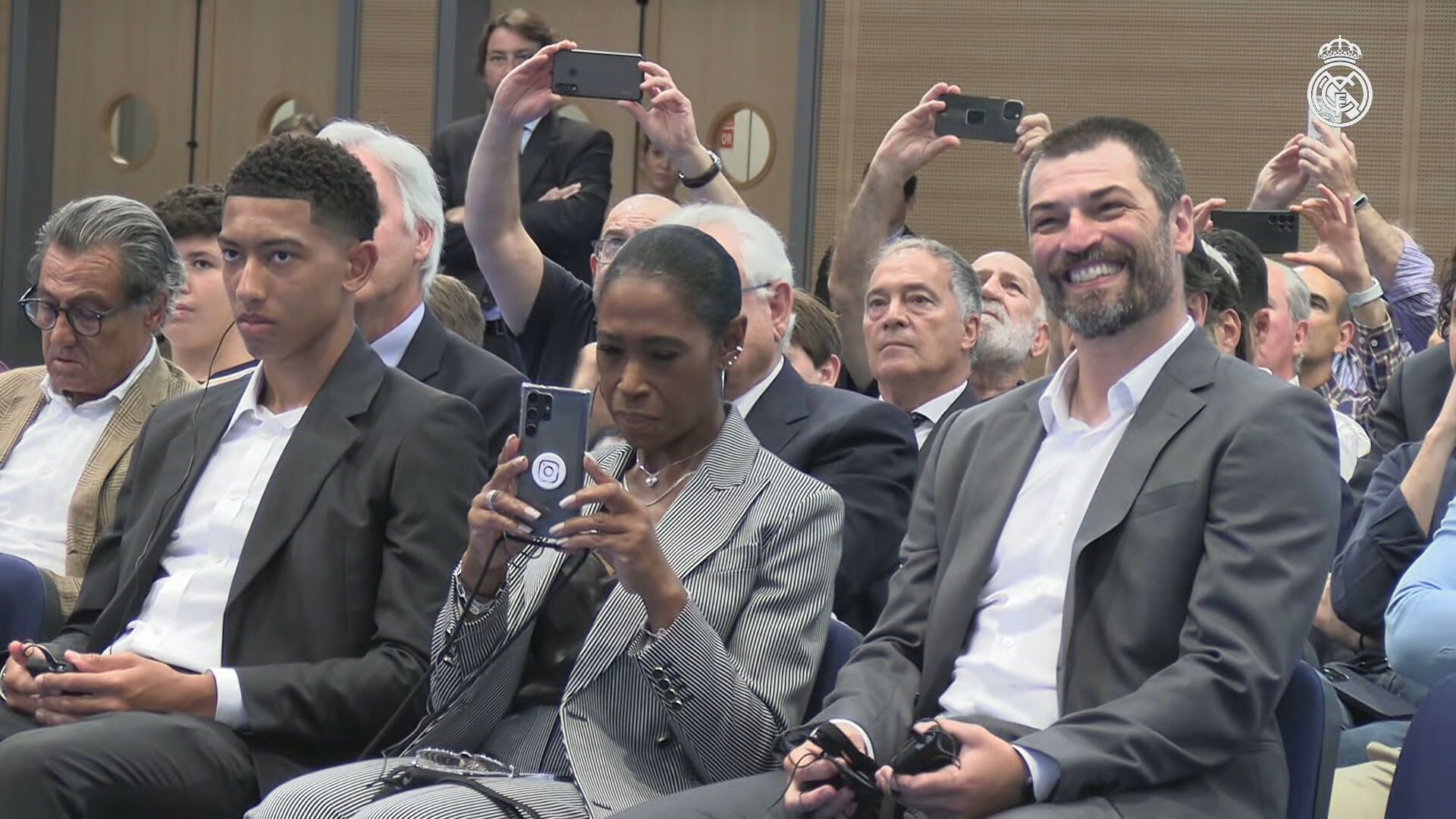 Los padres de Bellingham, orgullosos de su hijo