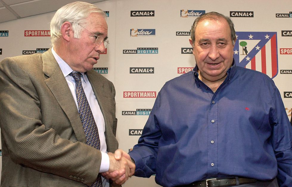 Luis Aragonés y Jesús Gil,entonces entrenador y presidente del Atlético de Madrid. Fuente: EFE