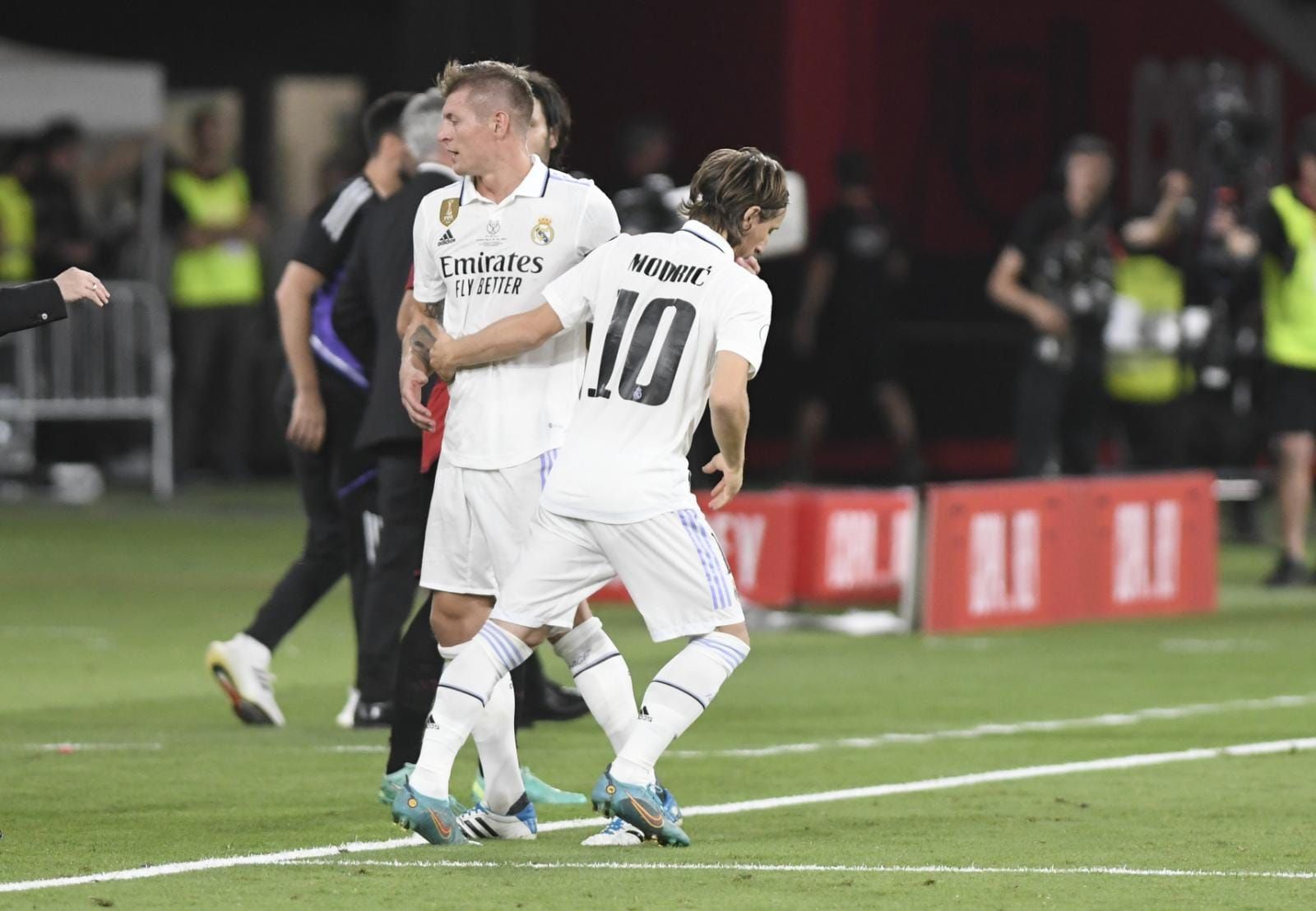  Luka Modric y Toni Kroos, en la final de Copa.