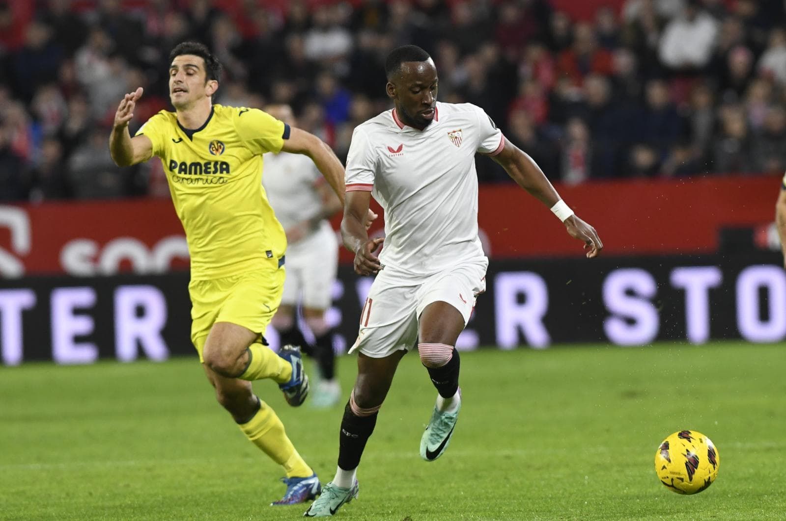 Lukebakio, ante el Villarreal