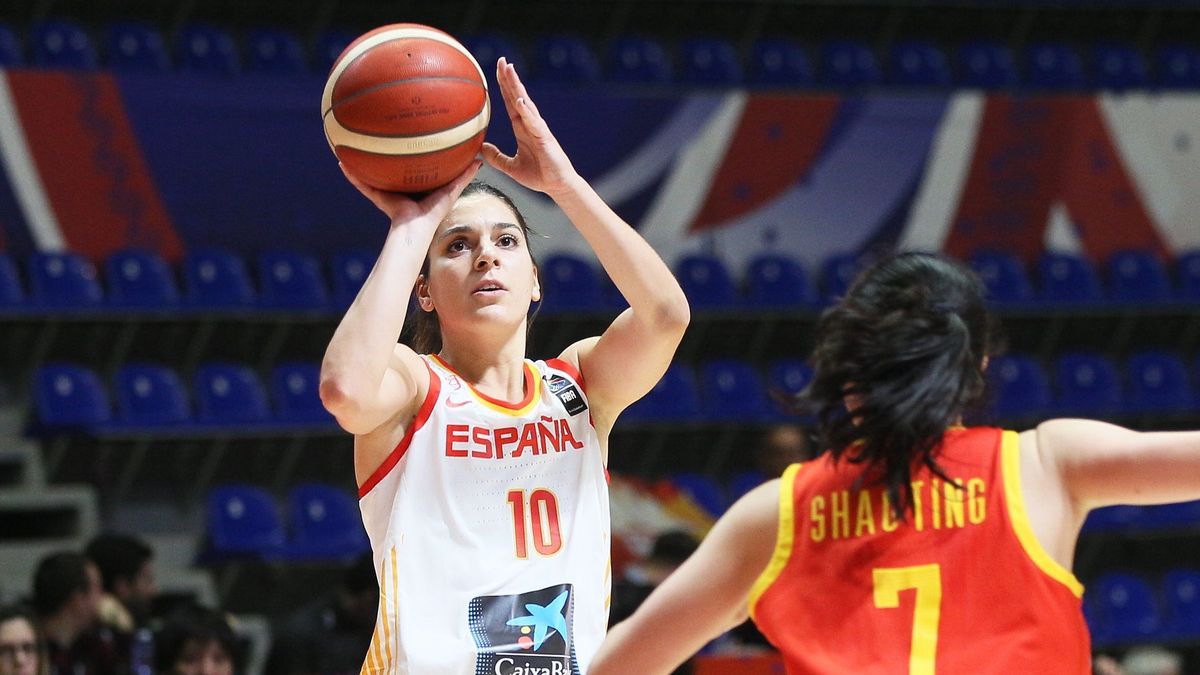 Marta Xargay durante un partido con la selección española.