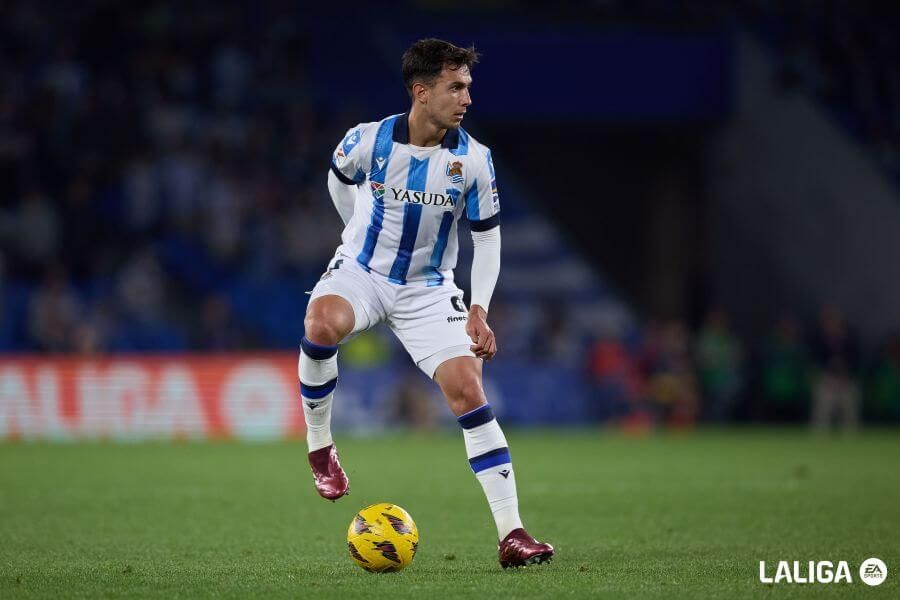  Martin Zubimendi vio la quinta amarilla en el Real Sociedad - Almería y no estará en Getafe.