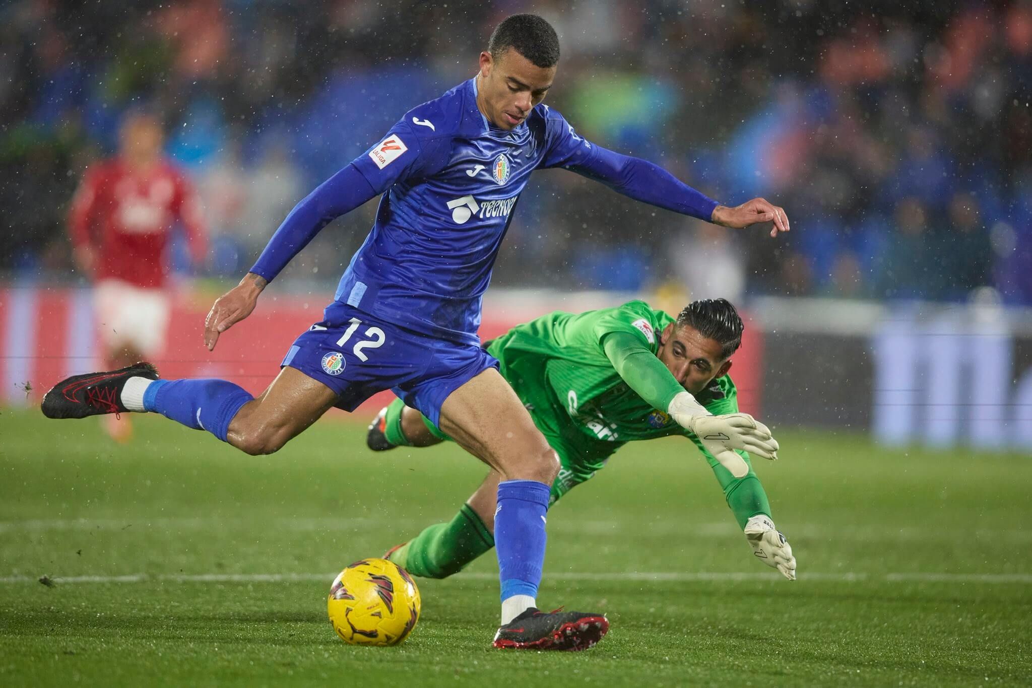  Mason Greenwood marca un gol en el Getafe-Las Palmas.