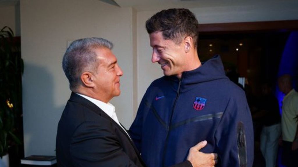 Joan Laporta y Robert Lewandowski, en un encuentro entre ambos