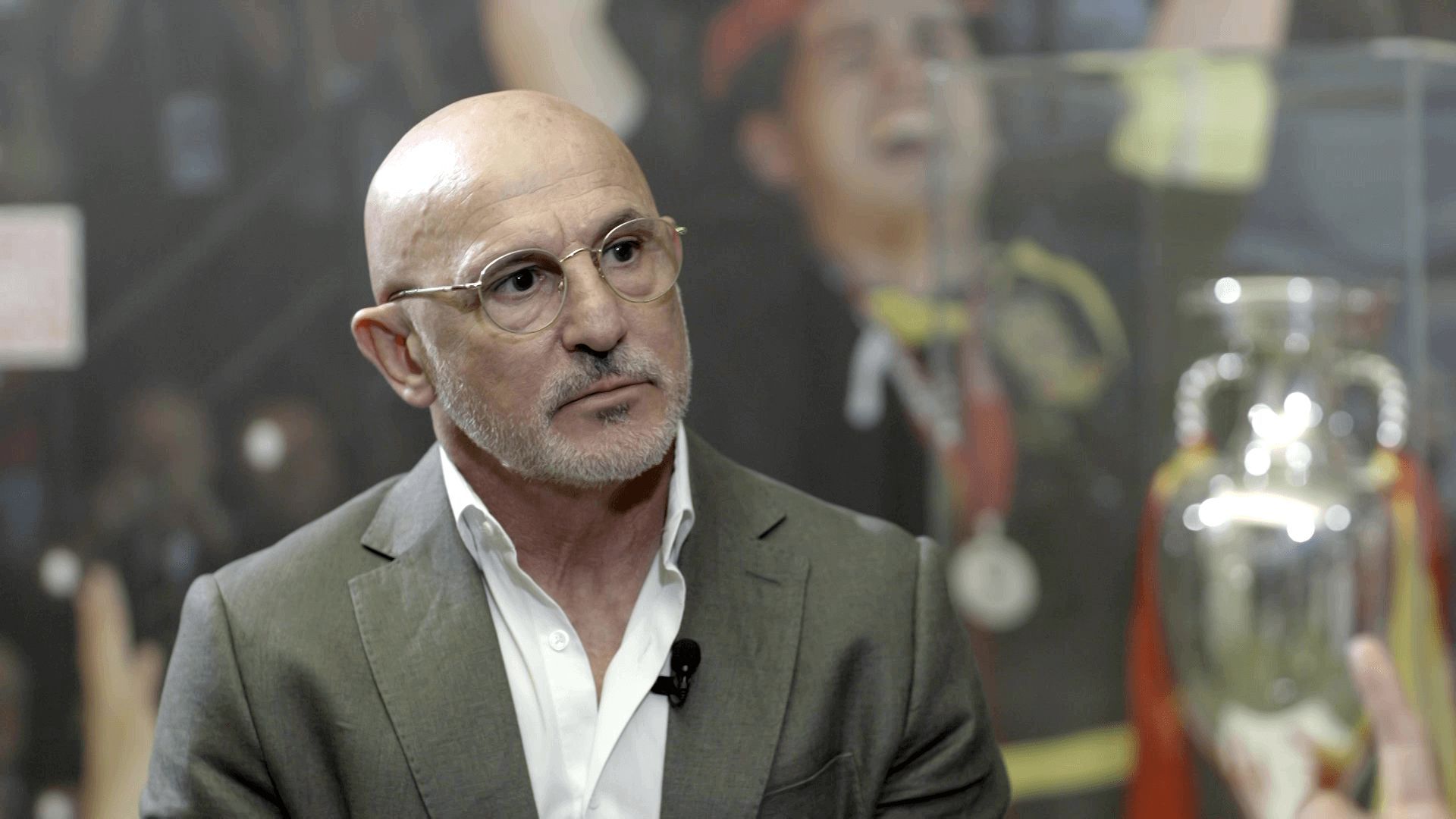  Luis de la Fuente, en una entrevista con Manu Carreño (ElDesmarque)