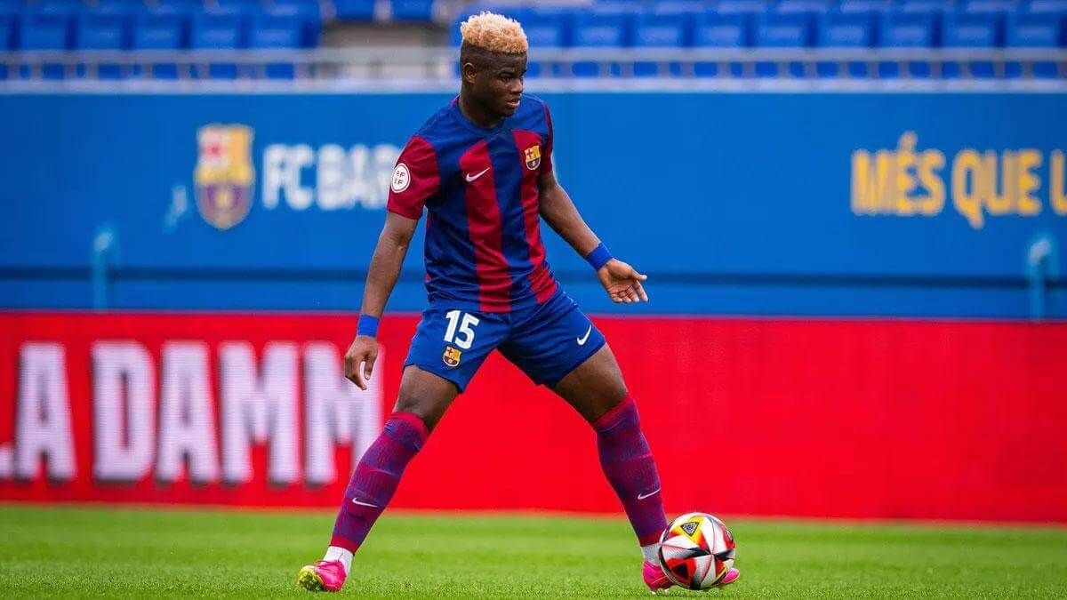 Mika Faye, en un partido con el Barça Atlètic.