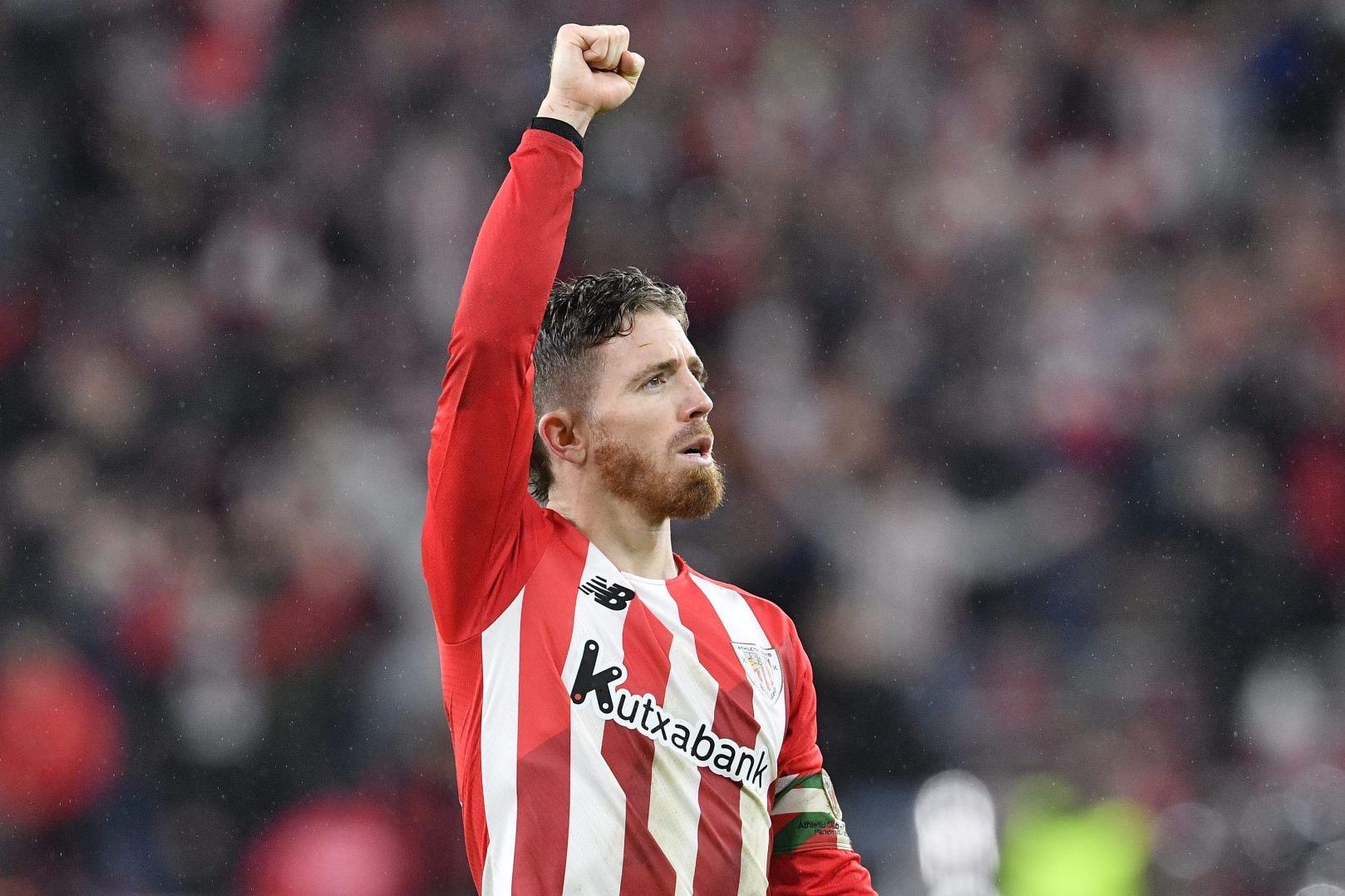 Iker Muniain puño al aire en la ronda de Copa ante el Barça.